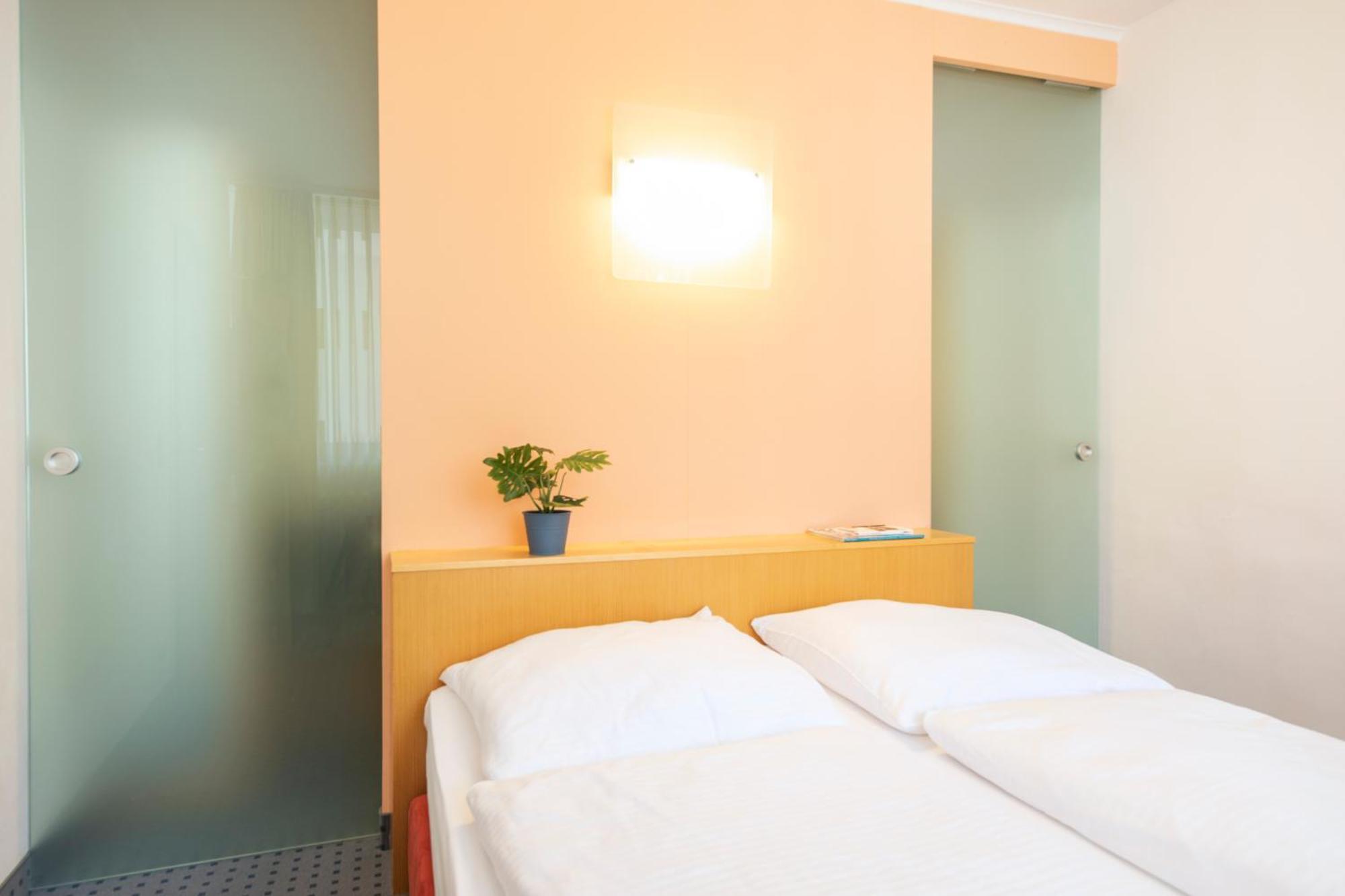 Achat Hotel Suhl Ngoại thất bức ảnh