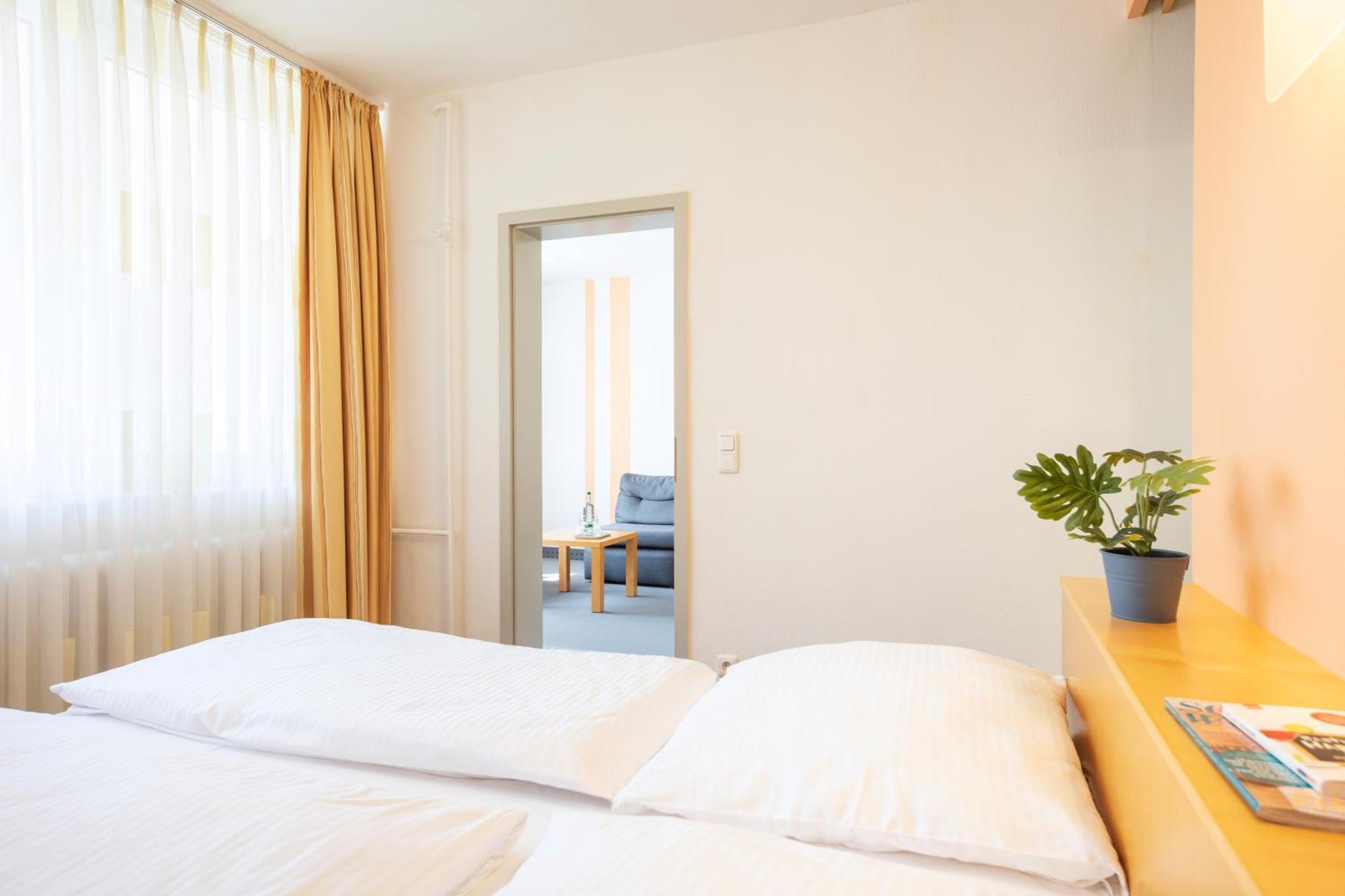 Achat Hotel Suhl Ngoại thất bức ảnh