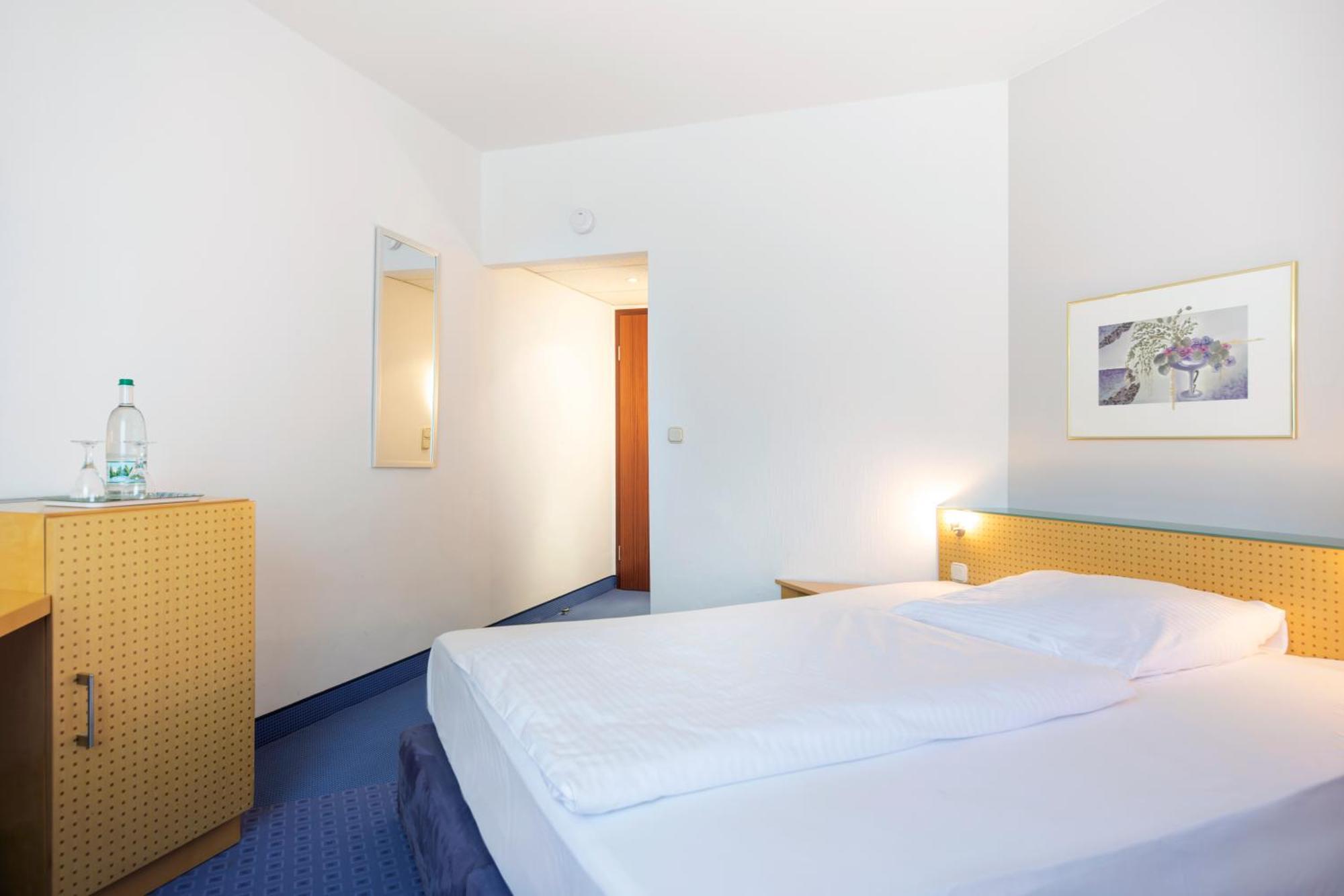 Achat Hotel Suhl Ngoại thất bức ảnh